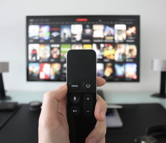 Telewizor OLED. Czy warto już w niego inwestować?