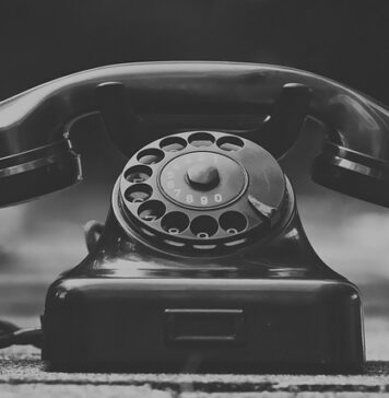 Jaki telefon do 500 zł 2023?